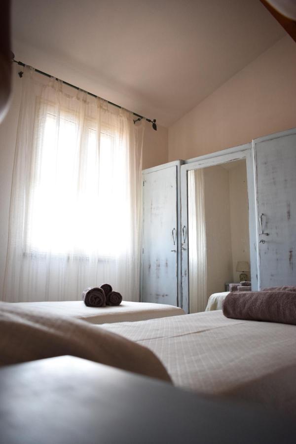 Costa Del Sinis Apartment Cabras Ngoại thất bức ảnh