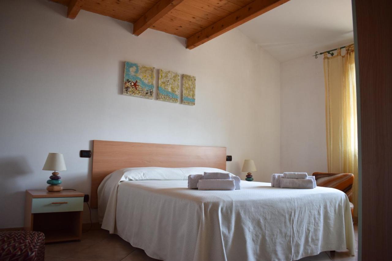 Costa Del Sinis Apartment Cabras Ngoại thất bức ảnh
